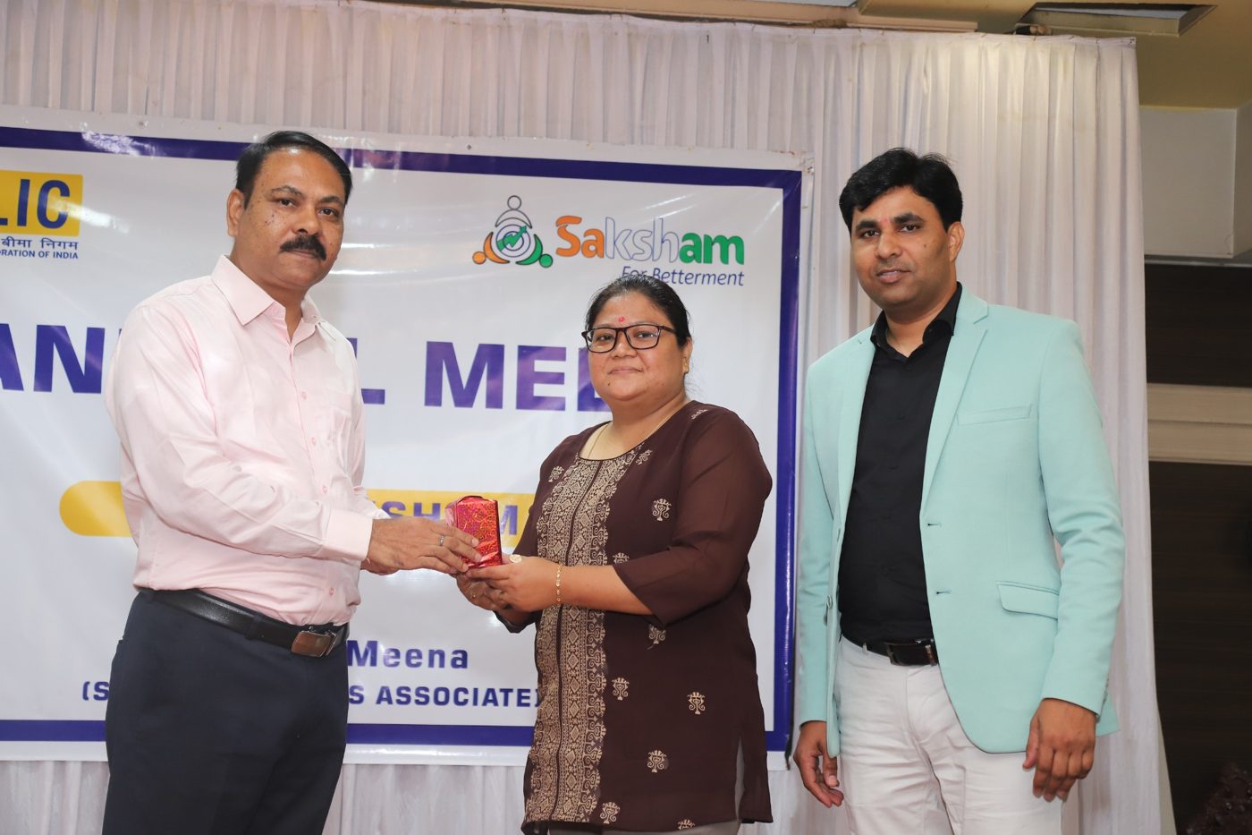 Bhawani Singh Meena LIC team photo